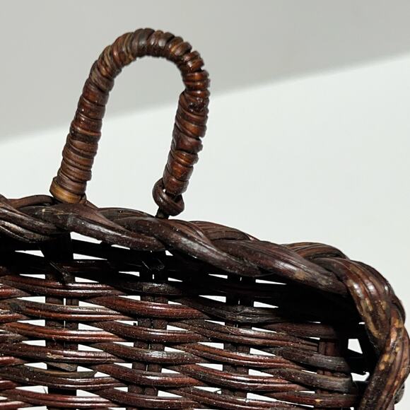 wicker rattan cornucopia wall pocket hang basket horn of plenty rustic woven - Picture 15 of 16